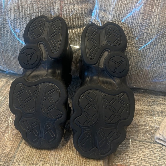 Jordan Black Sandals with Gold Accents - Picture 5 of 5